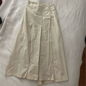 MaxMara pleated midi cotton skirt in khaki / cream color